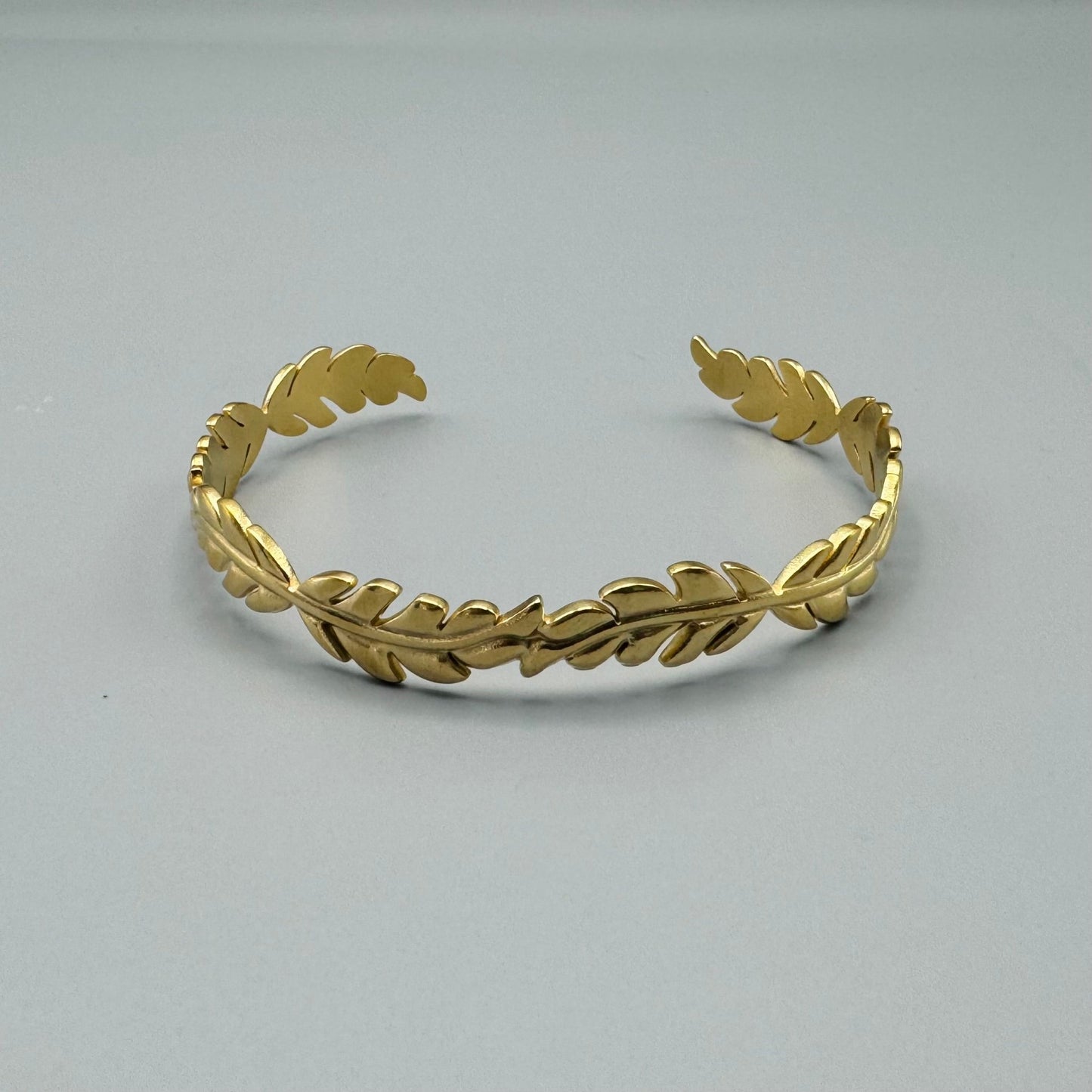 Bracelet couronne d’or