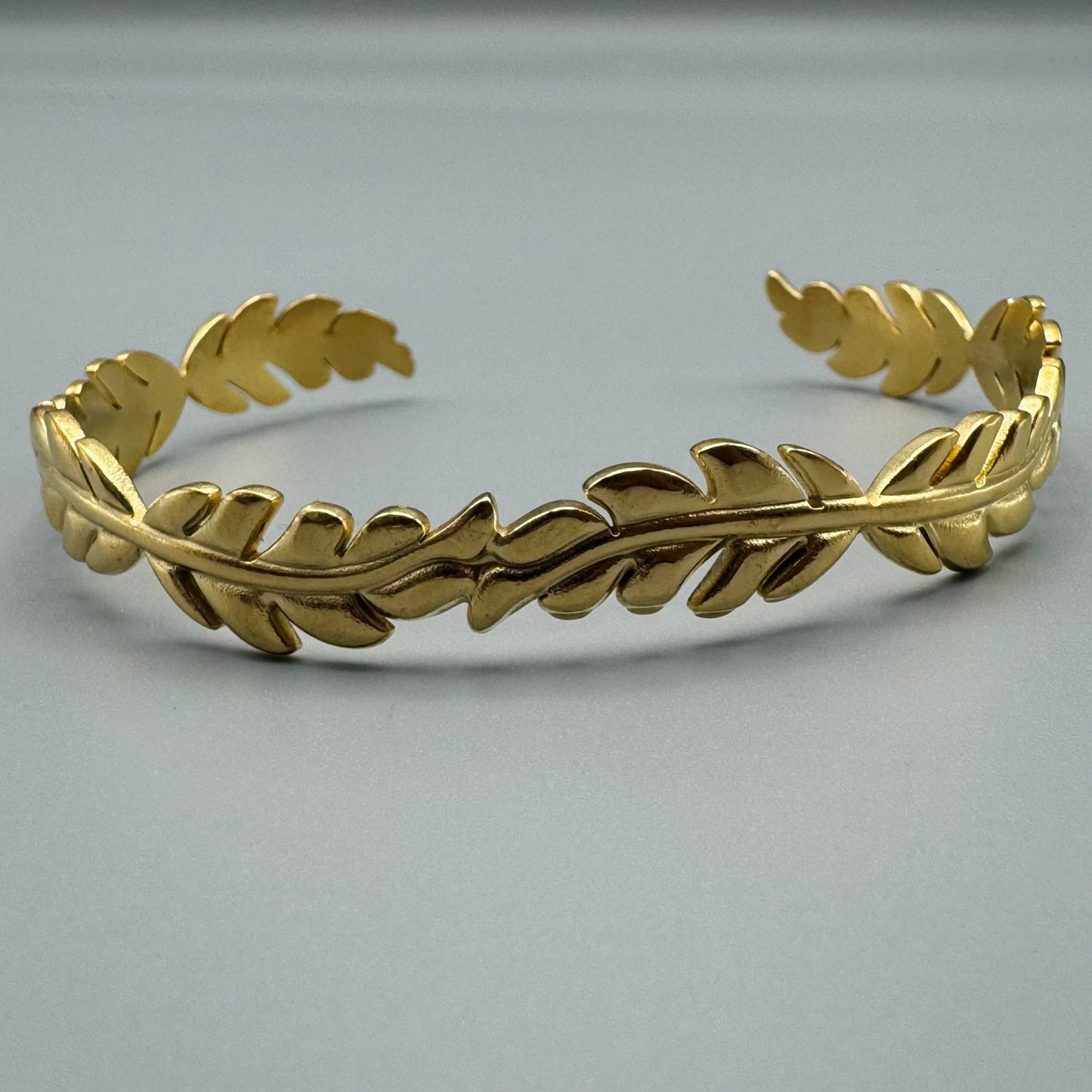 Bracelet couronne d’or